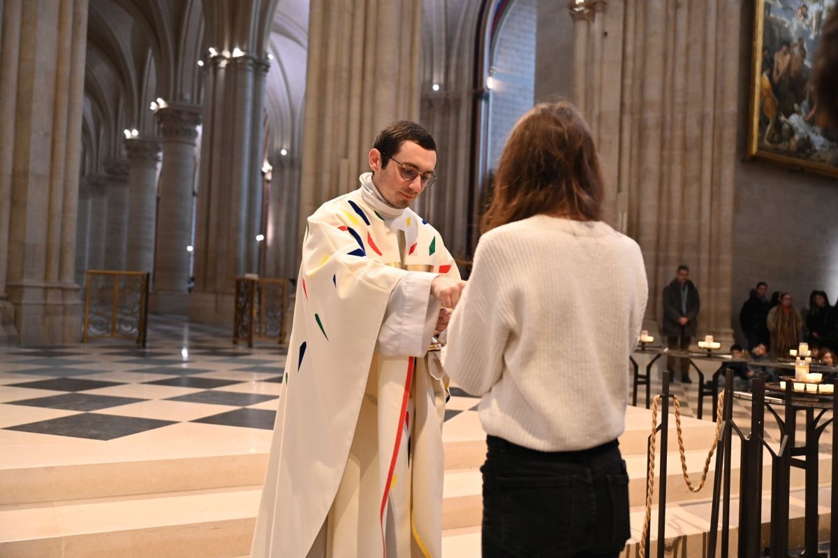 Messe de réouverture de Notre-Dame pour les collégiens et lycéens. © Marie-Christine Bertin / Diocèse de Paris.