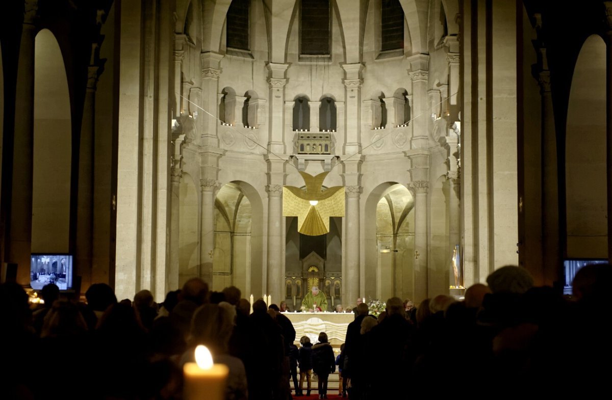 Soirée sainte Geneviève à Saint-Lambert (15e). © Trung Hieu Do / Diocèse de Paris.