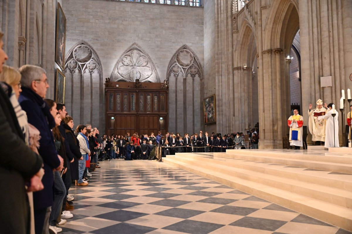 Messe de réouverture de Notre-Dame pour les collégiens et lycéens. © Marie-Christine Bertin / Diocèse de Paris.