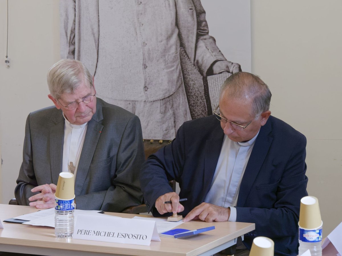 Clôture de l'enquête diocésaine pour la cause en canonisation de Paulin (…). © Yannick Boschat / Diocèse de Paris.