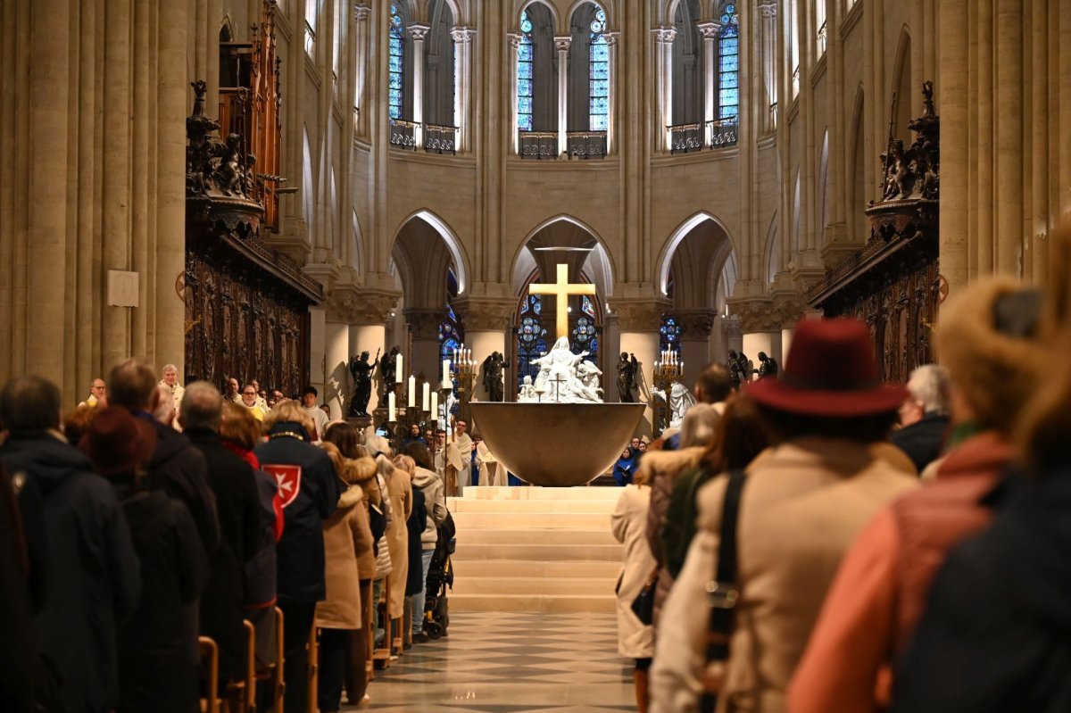 Messe en présence d'associations caritatives et ceux qu'elles (…). © Marie-Christine Bertin / Diocèse de Paris.