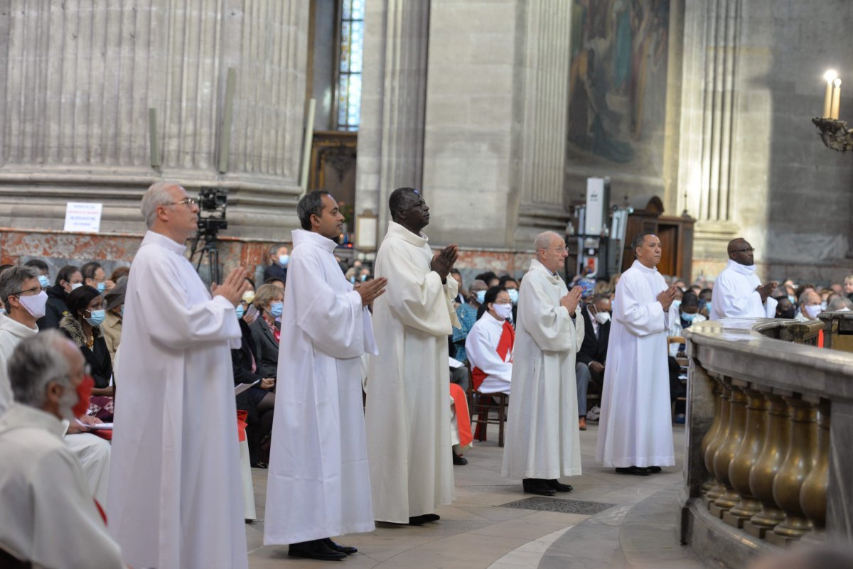 Ordinations de diacres permanents 2020. © Marie-Christine Bertin / Diocèse de Paris.