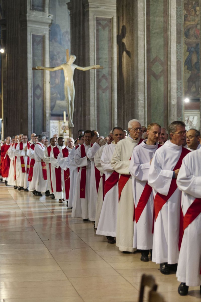 Ordinations des diacres permanents 2022. © Yannick Boschat / Diocèse de Paris.