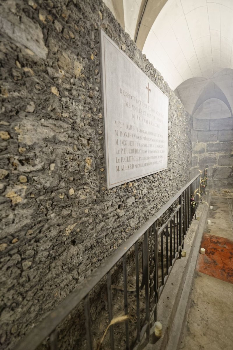 Mur de la prison de la Roquette au Séminaire Saint-Sulpice. © Yannick Boschat / Diocèse de Paris.