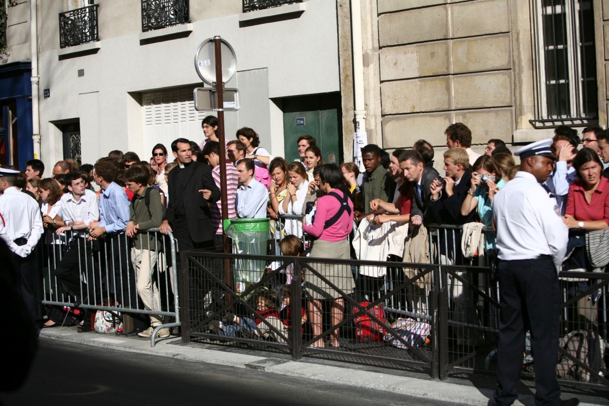 Trajet du pape Benoît XVI vers Notre-Dame de Paris. © Clarisse Rebotier / Ciric – Reproduction interdite.