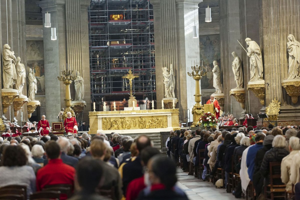 Ordinations des diacres permanents 2022. © Yannick Boschat / Diocèse de Paris.