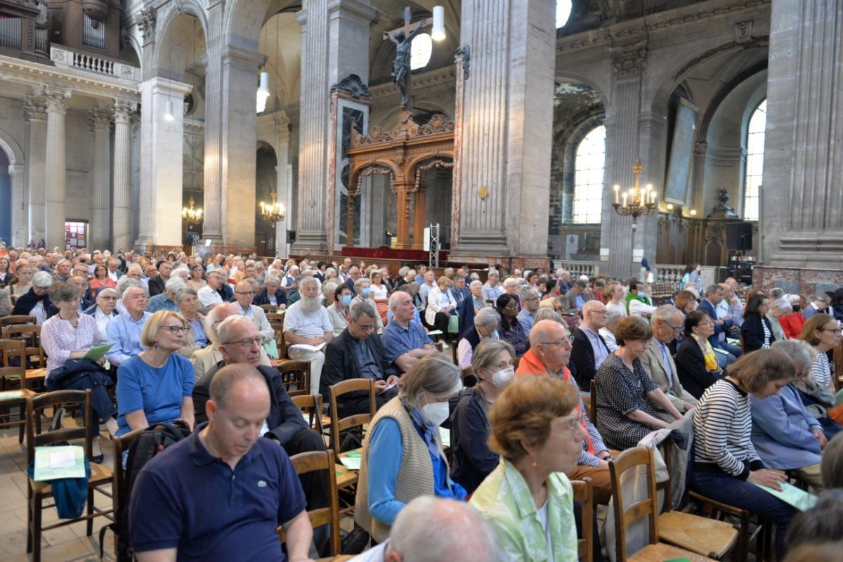 Rassemblement de réception des contributions synodales. © Marie-Christine Bertin / Diocèse de Paris.