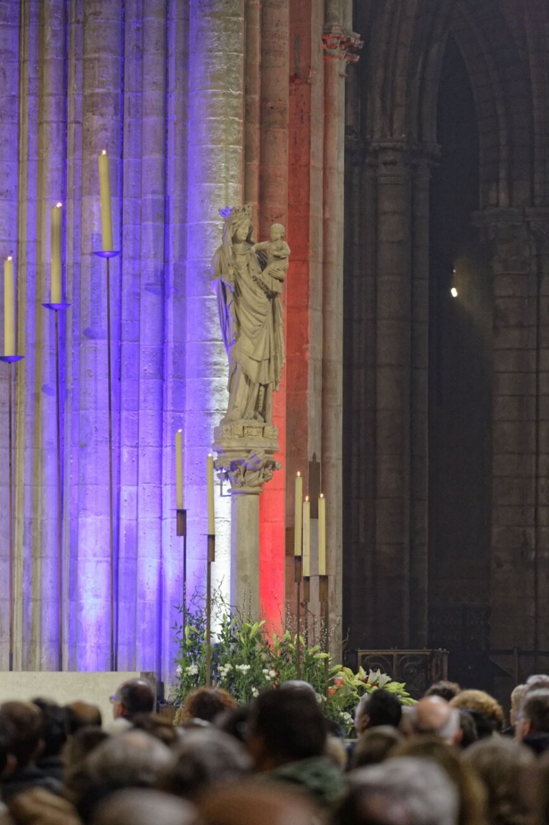 Messe pour le centenaire de la fin de la Première Guerre mondiale. © Yannick Boschat / Diocèse de Paris.
