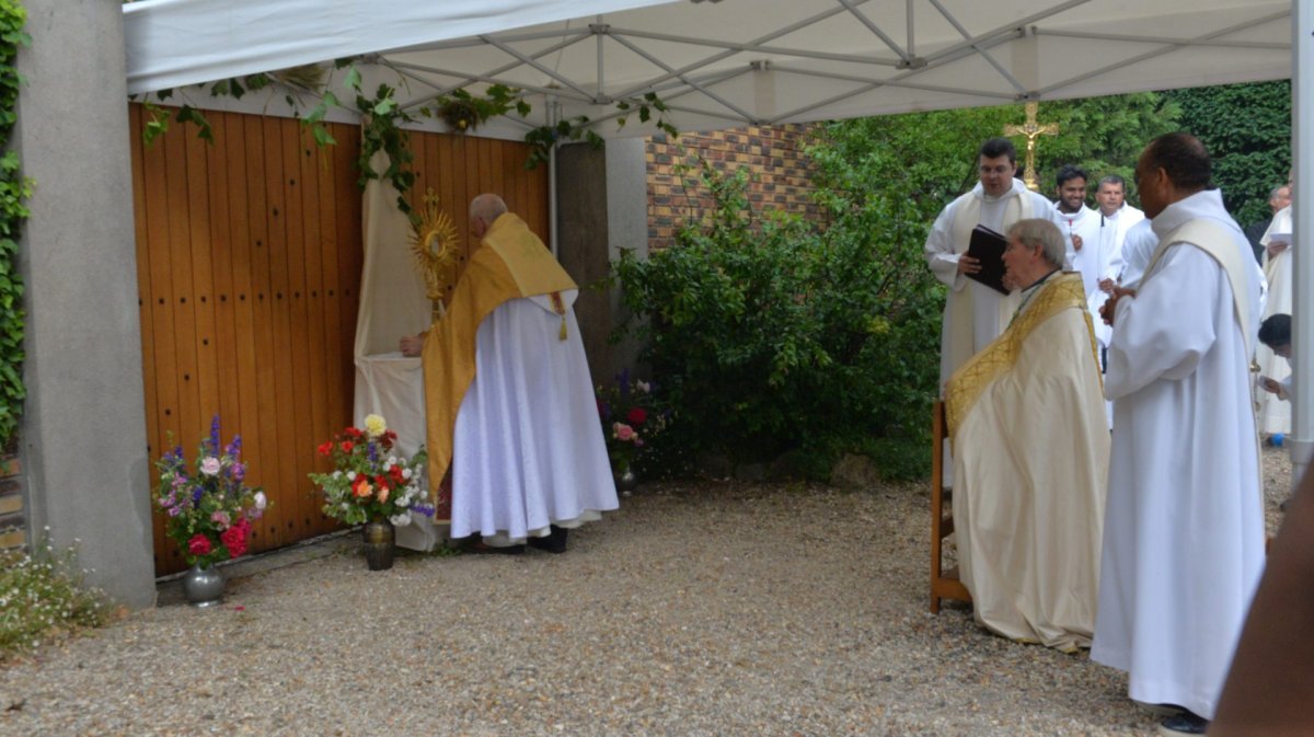 Fête-Dieu au Sacré-Cœur de Montmartre. © Marie-Christine Bertin / Diocèse de Paris.