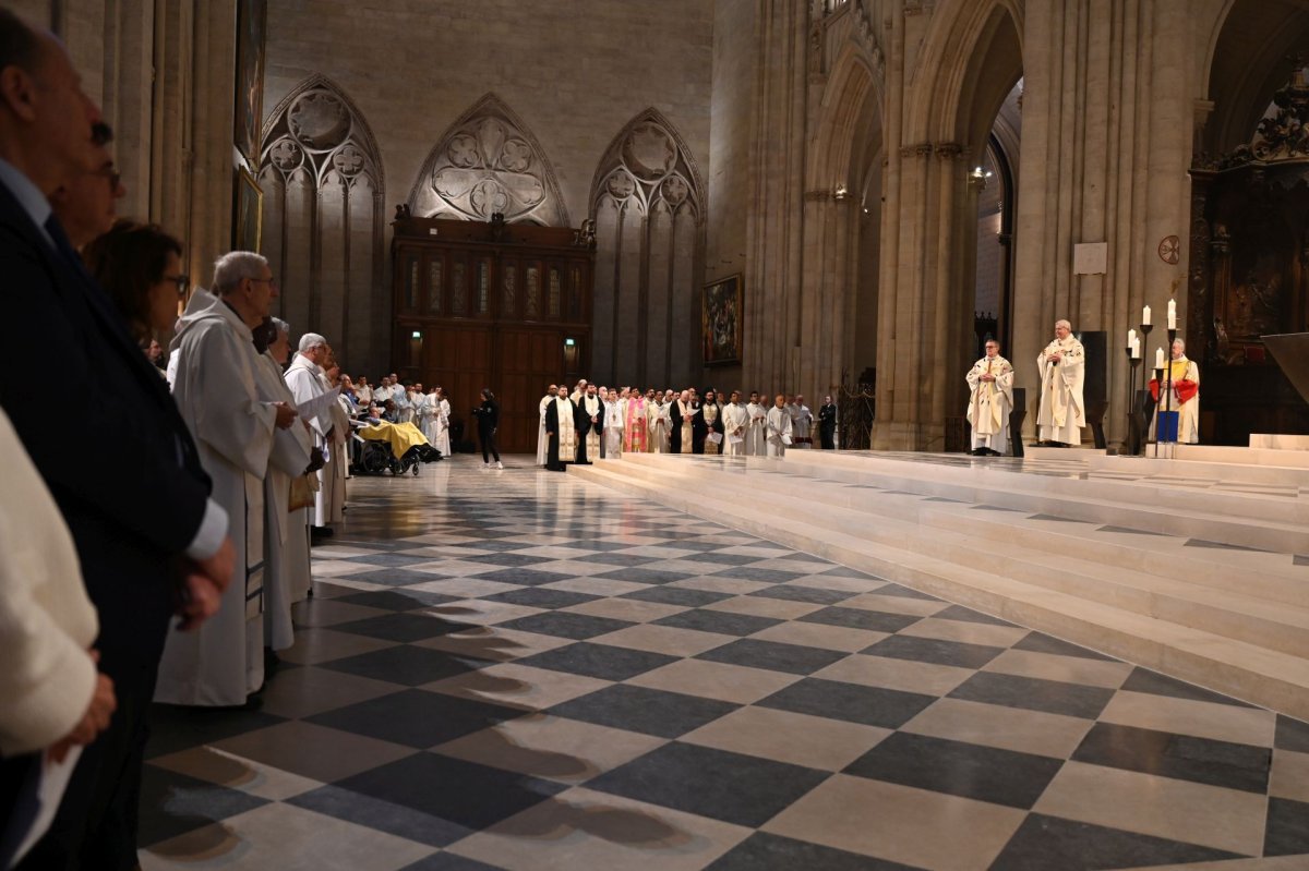 Messe chrismale 2025. © Marie-Christine Bertin / Diocèse de Paris.