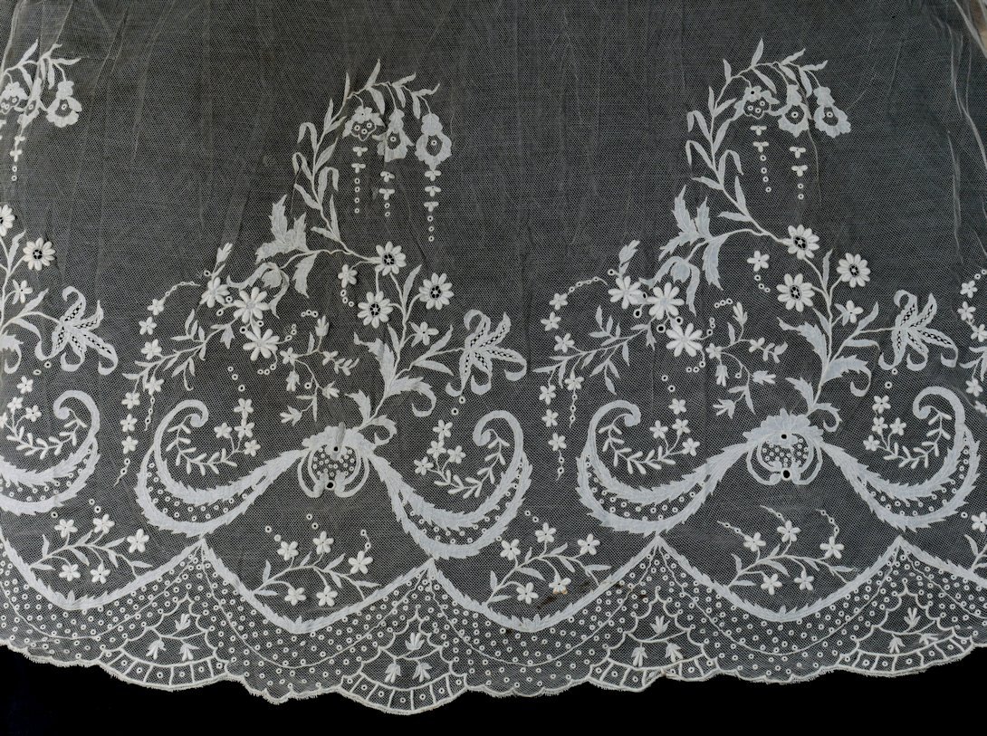 Dentelle du rochet 4. © C. D. A. S..