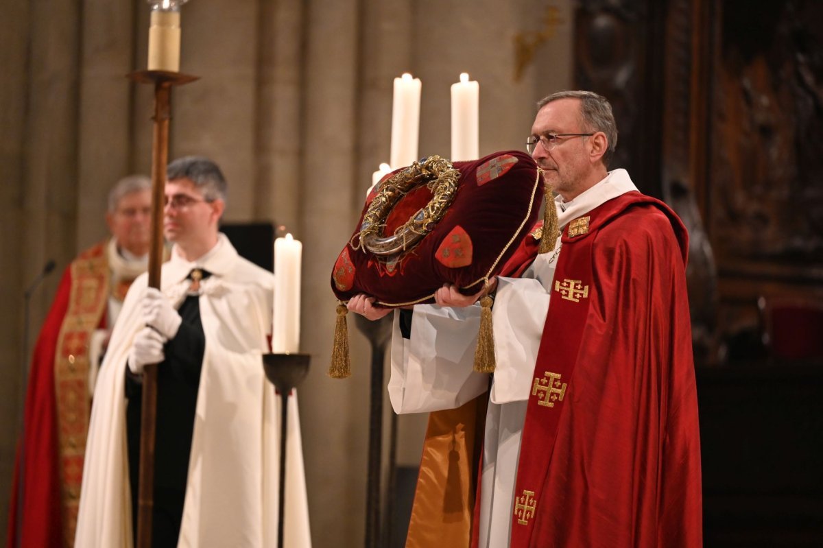 Retour de la Couronne d'épines à Notre-Dame de Paris. © Marie-Christine Bertin / Diocèse de Paris.