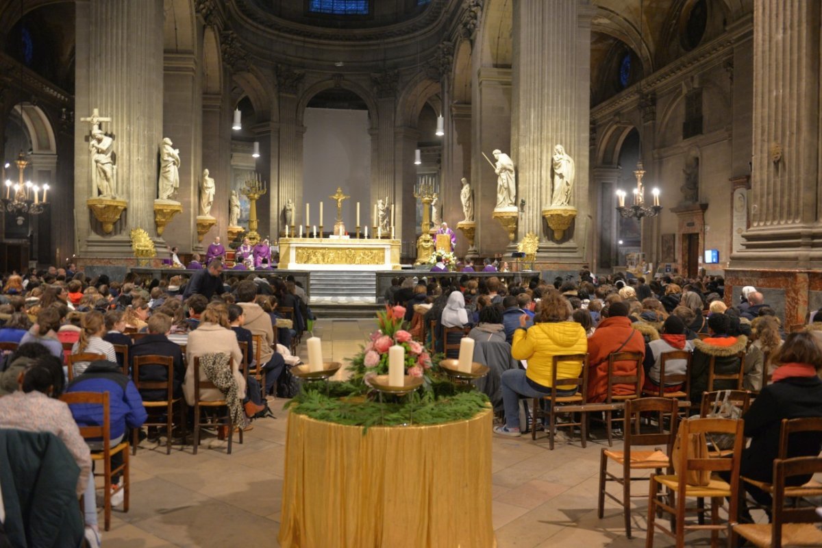Rassemblement des sixièmes en 2022. 26 novembre 2022. © Marie-Christine Bertin / Diocèse de Paris.