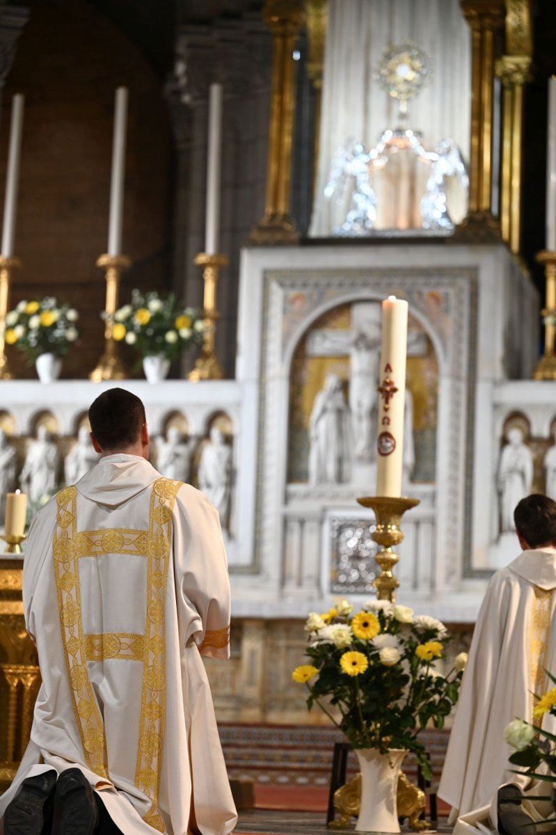 Ordinations diaconales en vue du sacerdoce. © Marie-Christine Bertin / Diocèse de Paris.