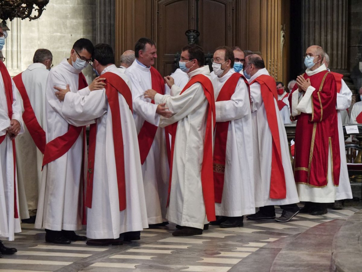 Ordinations des diacres permanents 2021. © Yannick Boschat / Diocèse de Paris.