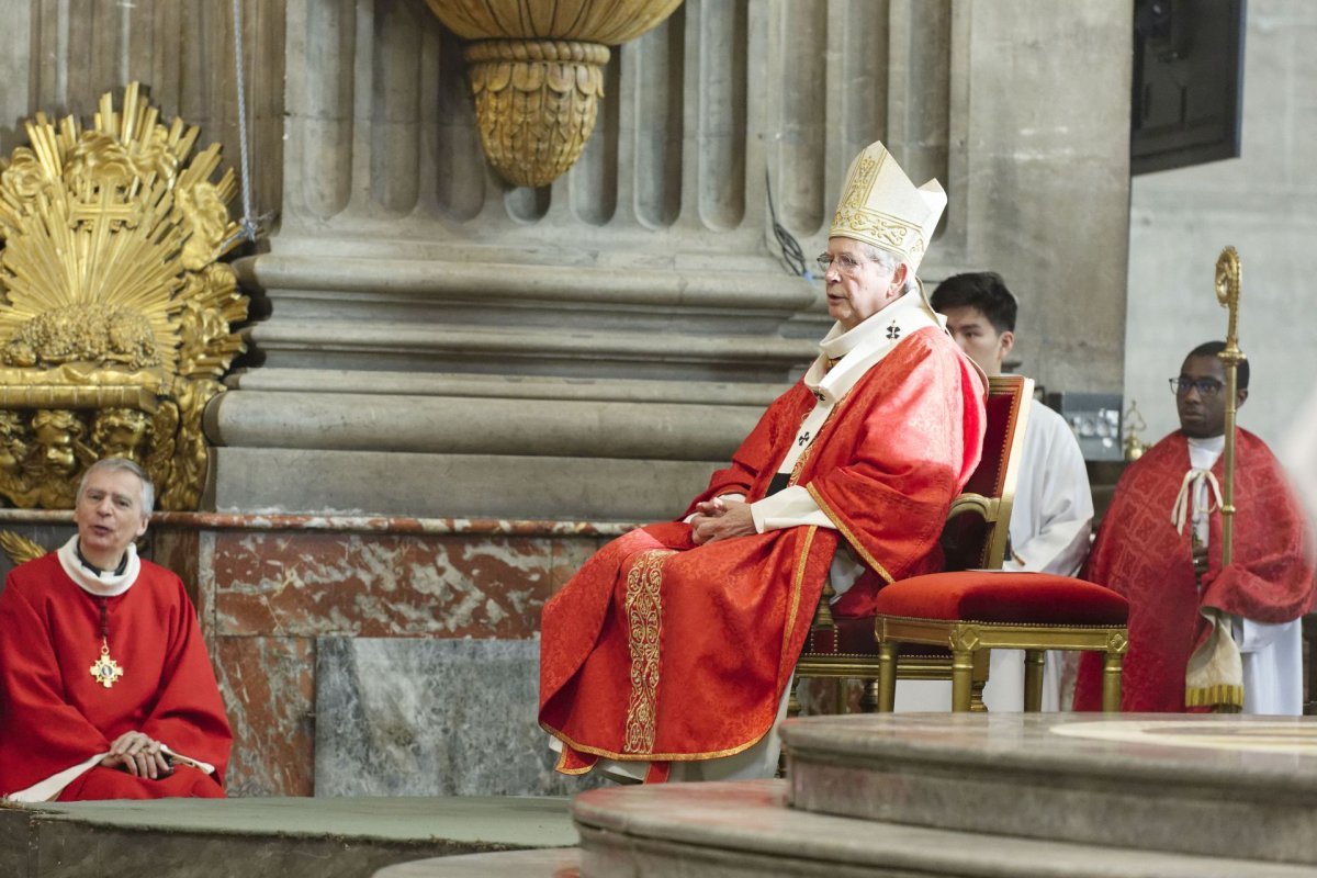 Ordinations des diacres permanents 2022. © Yannick Boschat / Diocèse de Paris.