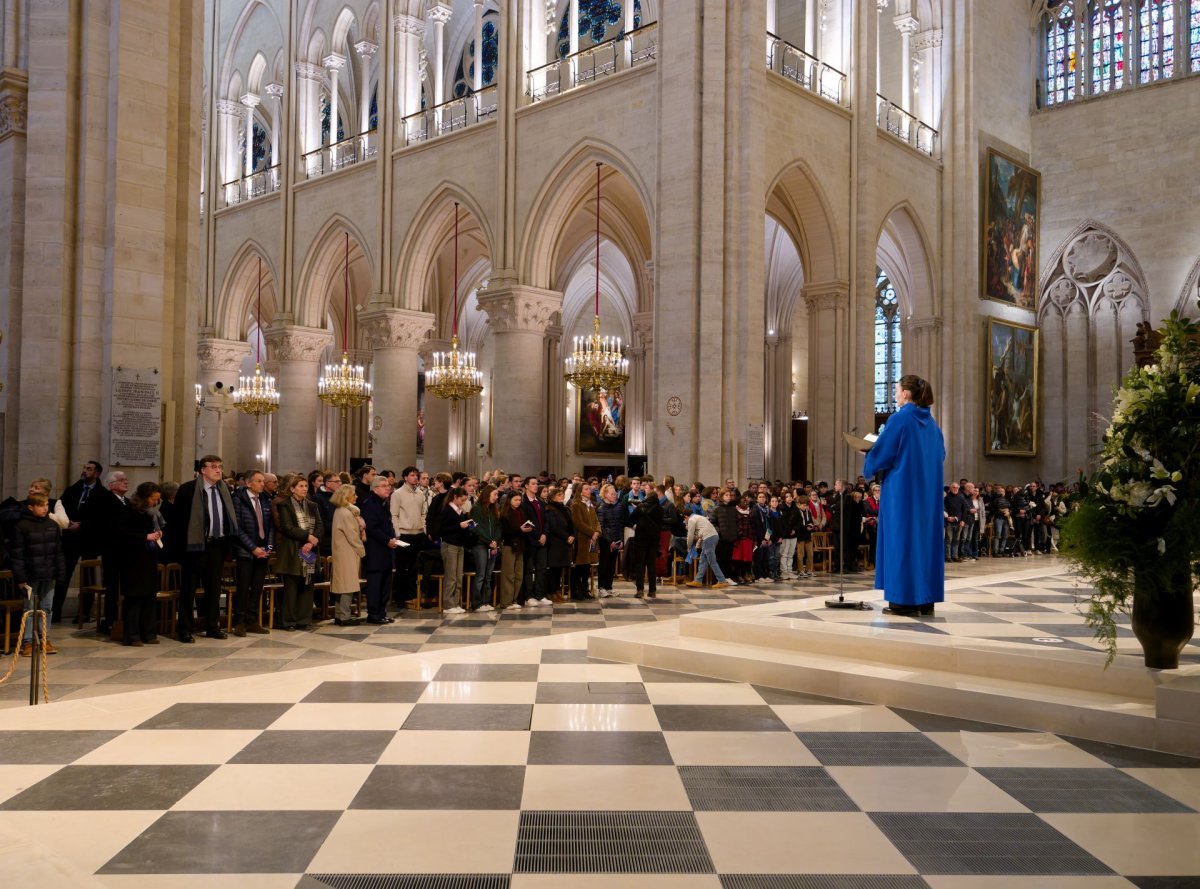 Messe de réouverture de Notre-Dame pour les collégiens et lycéens. © Yannick Boschat / Diocèse de Paris.