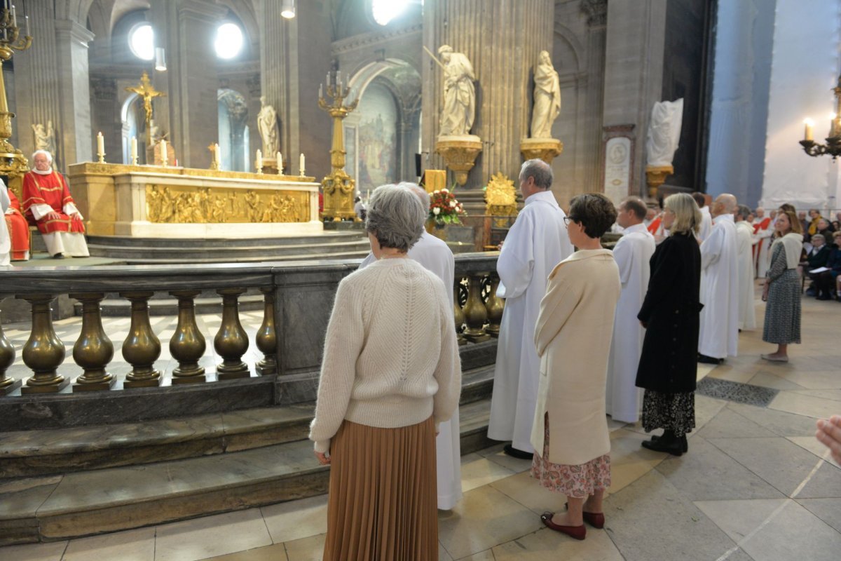 Ordinations des diacres permanents 2022. © Marie-Christine Bertin / Diocèse de Paris.