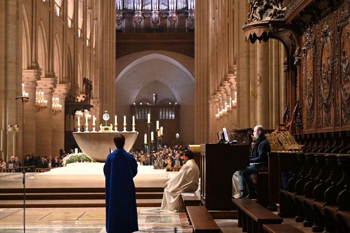 Veillée de l'espérance à Notre-Dame de Paris. © Marie-Christine Bertin / Diocèse de Paris.