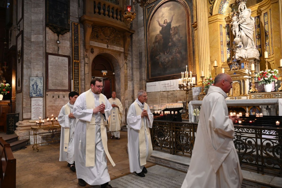 Messe des nouveaux prêtres à Notre-Dame des Victoires. © Marie-Christine Bertin / Diocèse de Paris.