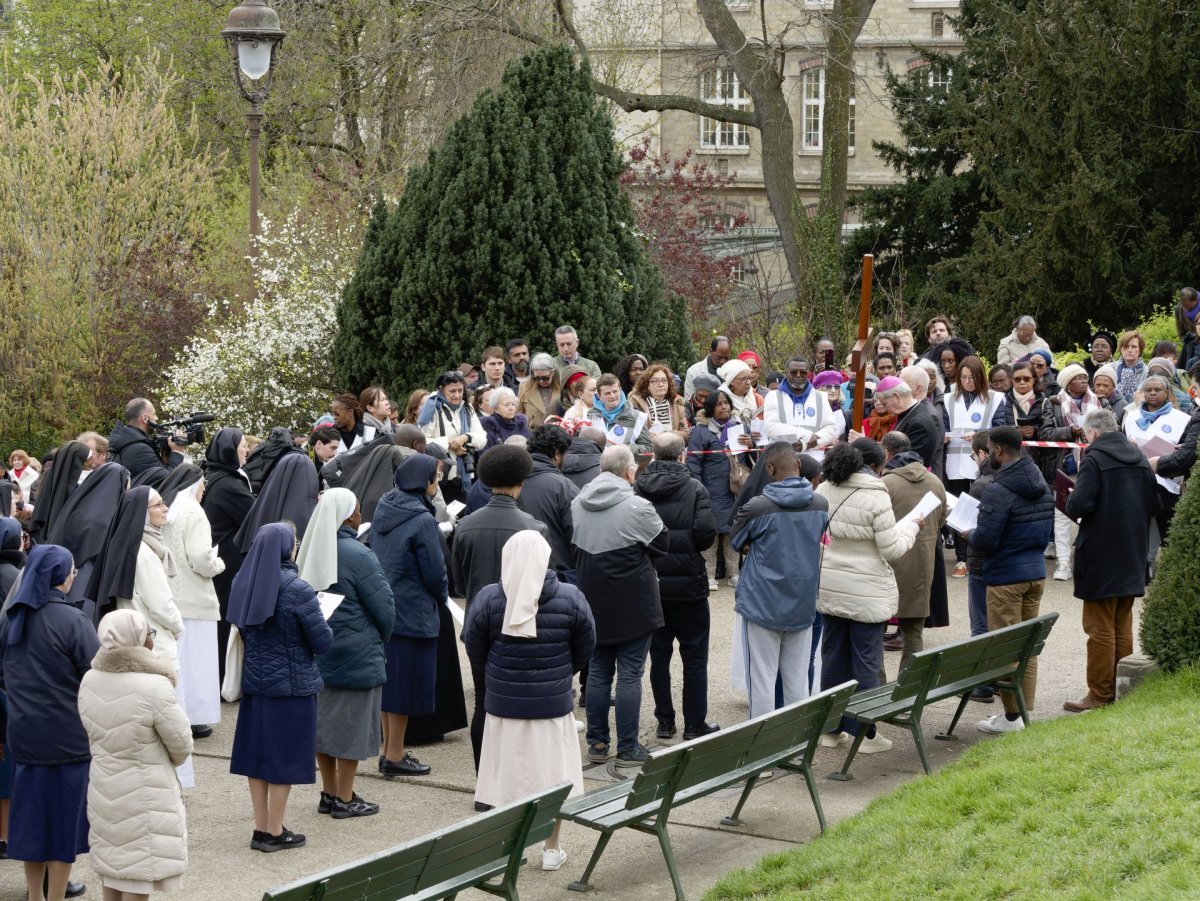 Chemin de croix de Montmartre 2024. © Yannick Boschat / Diocèse de Paris.