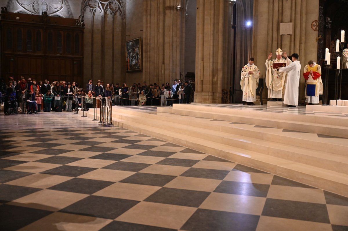 Messe des Jeunes à Notre-Dame de Paris. © Marie-Christine Bertin / Diocèse de Paris.